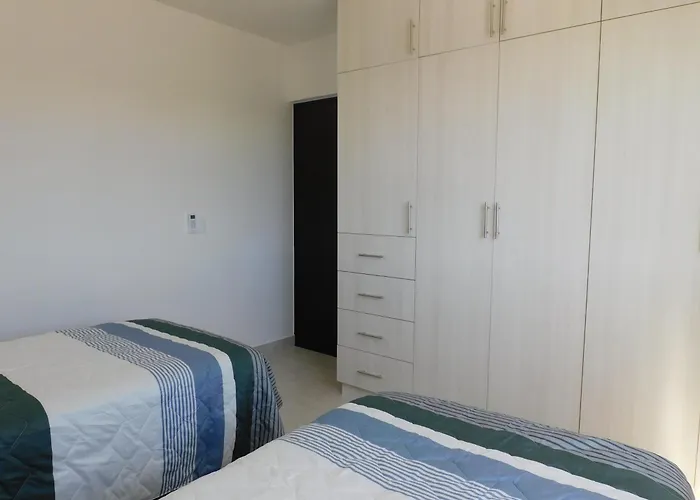 Gigi's Caribbean Paradise Aparment *